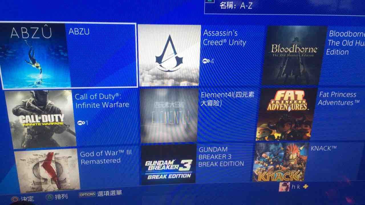 自带会员与22款游戏 PS4 silm 1TB